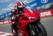 The Lightest Panigale Ever Built. The 2025 Ducati Panigale V2 S Fully Explained