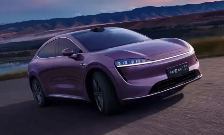 Luxeed R7: A Game-Changing Electric SUV Powered by Huawei Technology