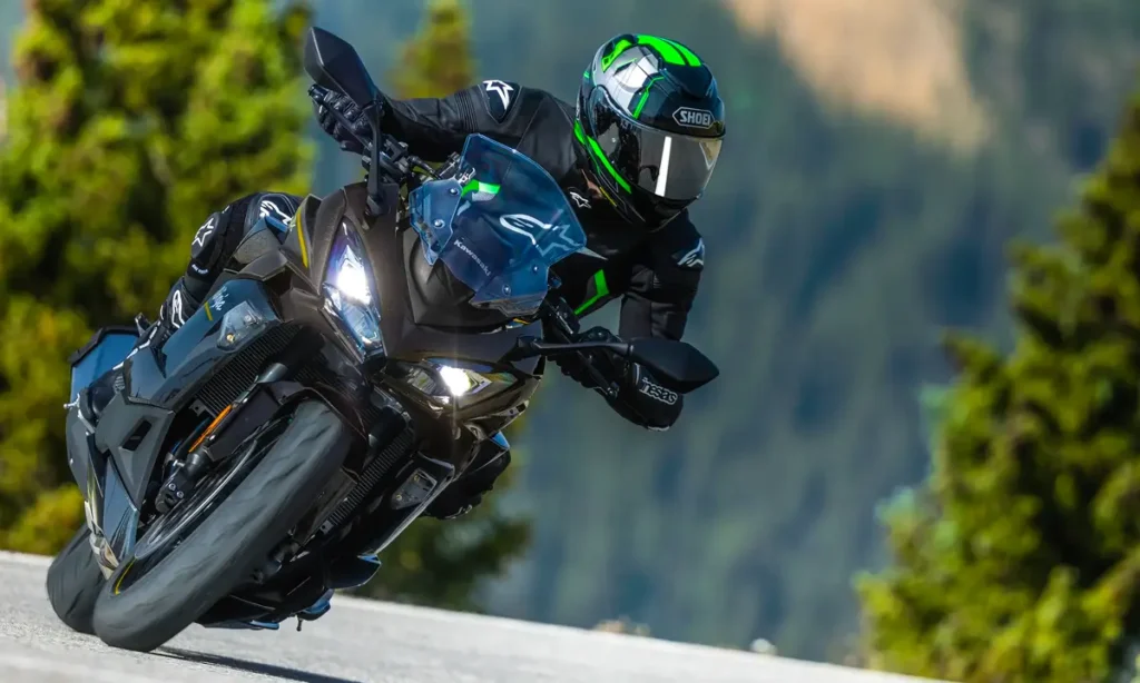 2025 Kawasaki Ninja 1100SX ABS: A Bold New Evolution of Sport Touring