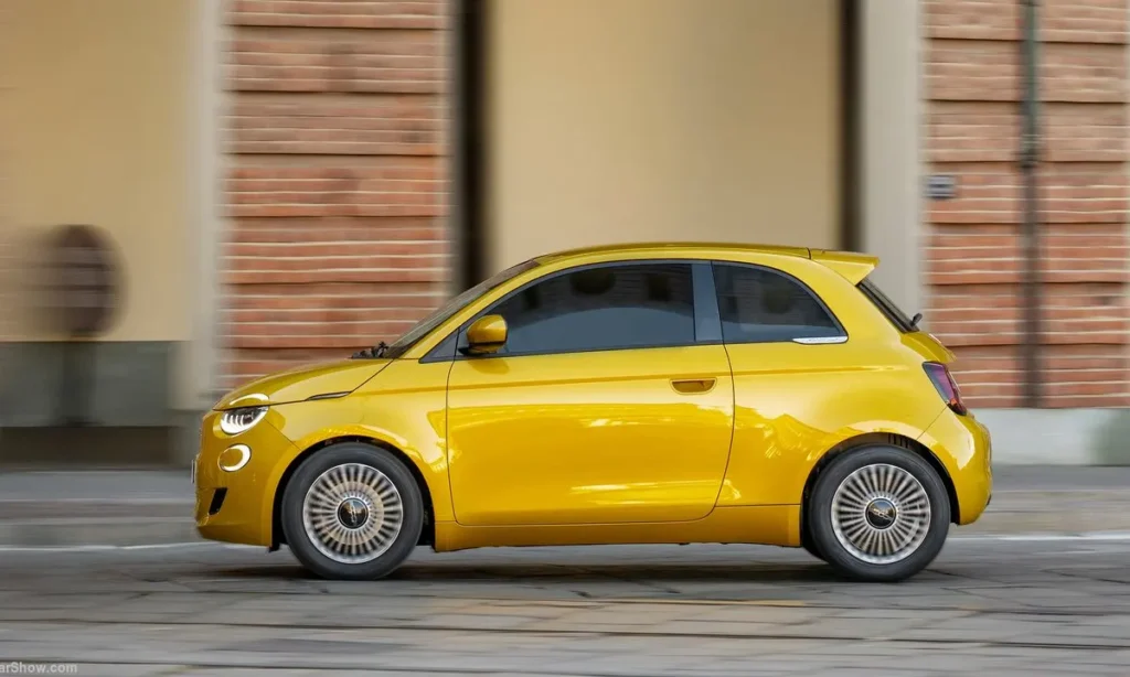 2026 Fiat 500 Hybrid