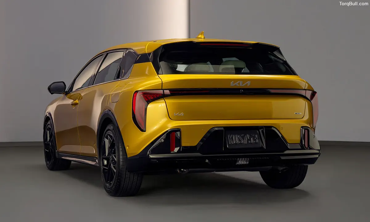 Kia K4 Hatchback rear view