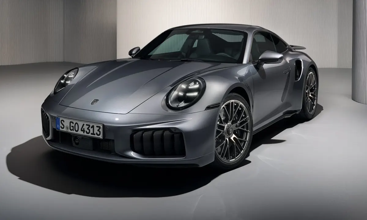 5 Reasons Why the Porsche 911 Is Still Better Than Most Supercars