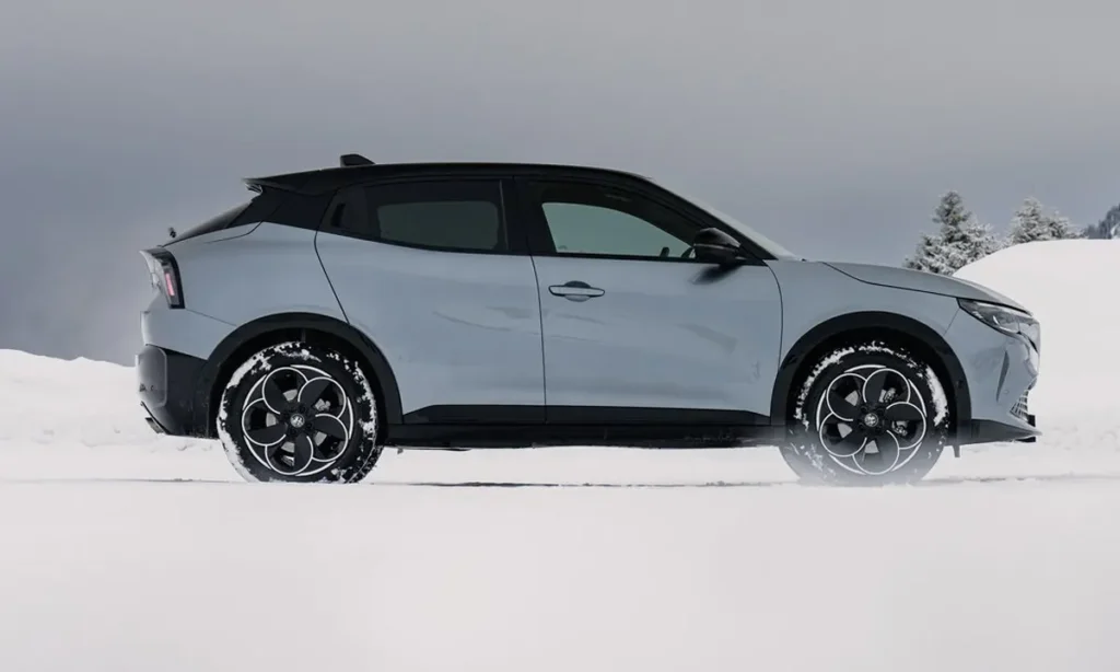 Alfa Romeo Junior Ibrida