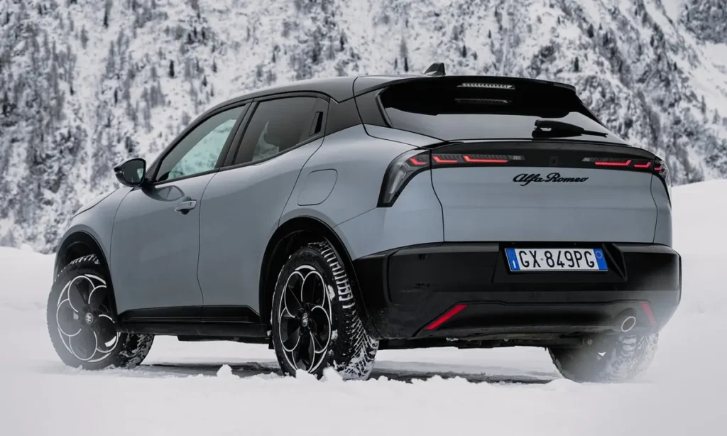 Alfa Romeo Junior Ibrida