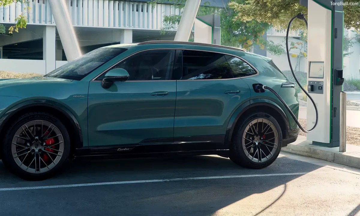 Porsche Cayenne S Electric charging