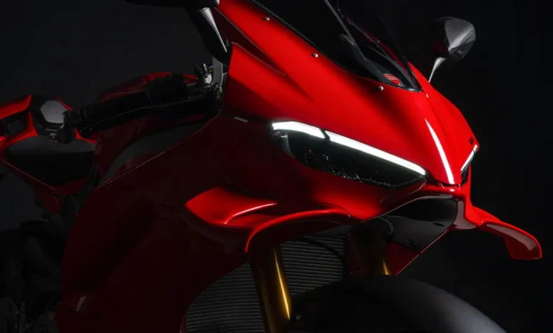 2025 Ducati Panigale V4 World's Greatest Superbike Gets Faster, Smarter and More Extraordinary Than Ever