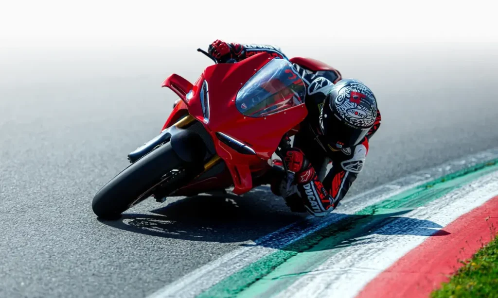 Ducati Pingale V4
