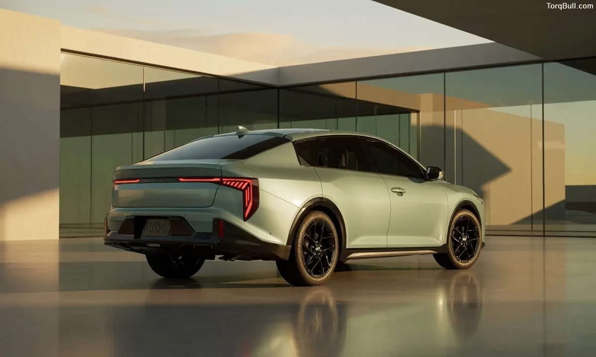 Kia K4 rear view