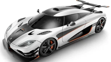 Koenigsegg One:1 Redefined Hypercar Performance with 1:1 Power Ratio