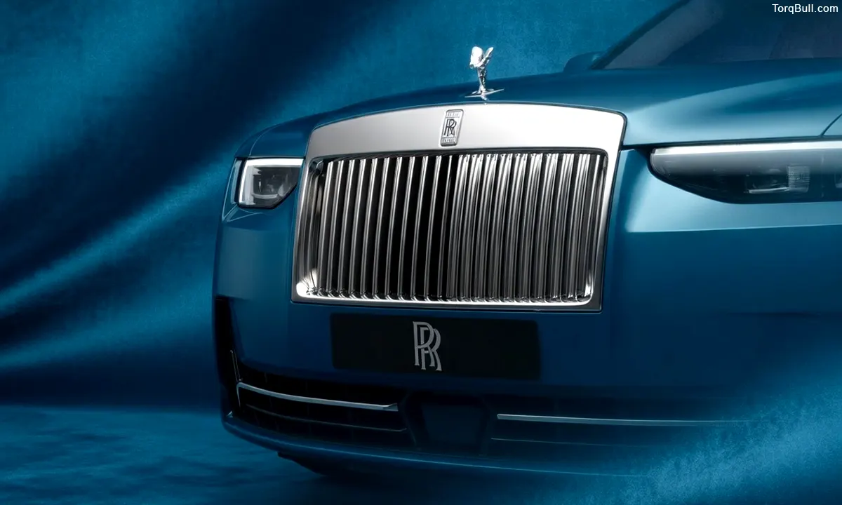 6 Luxury Cars With The Best Rear Seat Experience in 2026