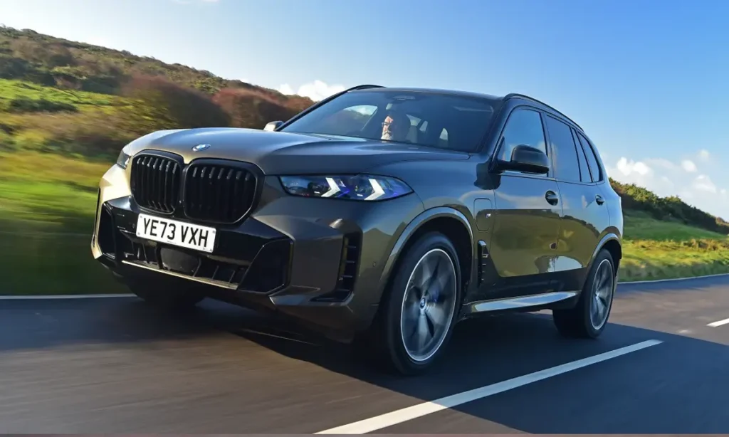 Luxury SUVs With Best Fuel Economy in 2026. Premium Without the Fuel Bill