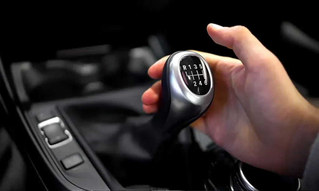 Manual vs Automatic Transmission Guide: The Real Performance Difference Explained