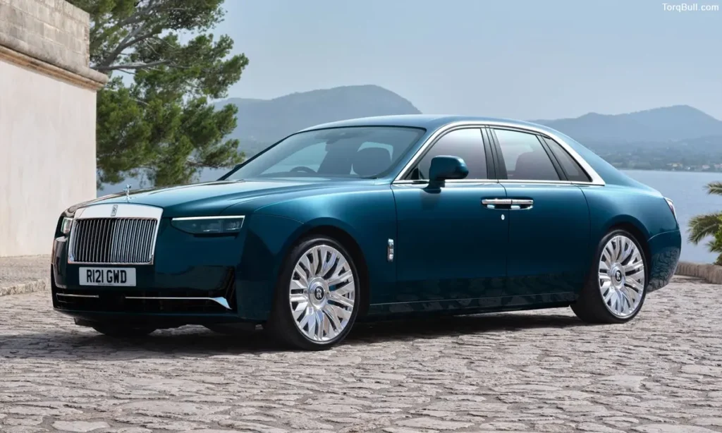 Silence as a Luxury Feature! Quietest Luxury Cars Ranked by Real Cabin Noise Measurements