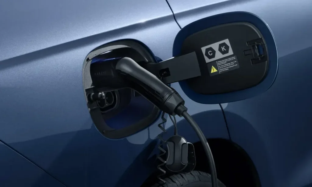 The End of Charging Anxiety! BYD Flash Charging System Explained