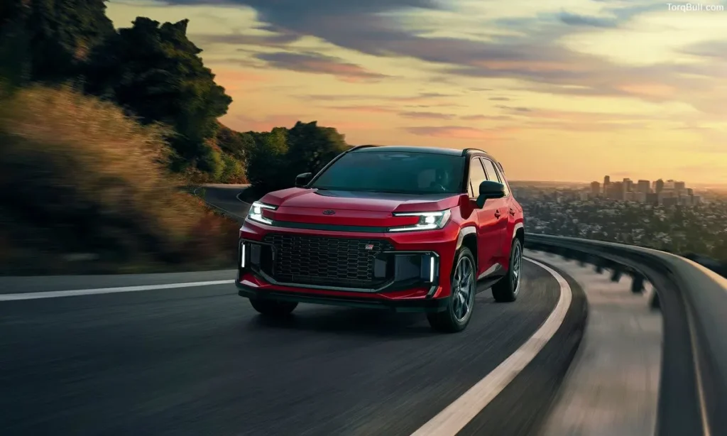 The Real Engineering Differences Between Track-Focused Cars vs Road Cars Explained