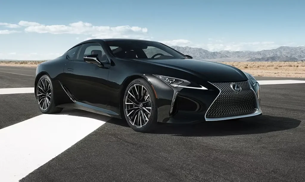 V8 Cars Still Available In USA in 2026. A Celebration of the Engines That Refuse to Die