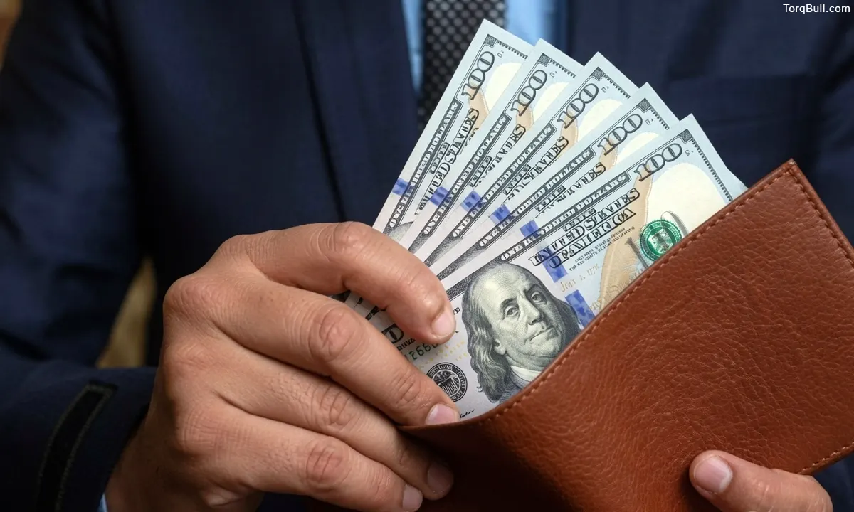 What Is a Good EMI for a $30,000 Salary?