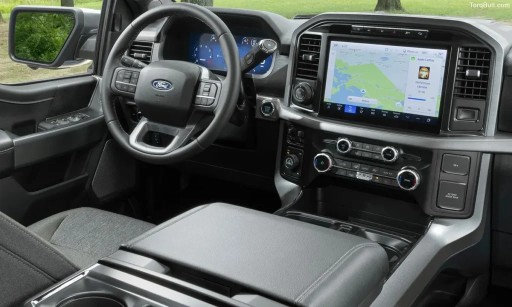 Ford F-150 interior dashboard 9083475