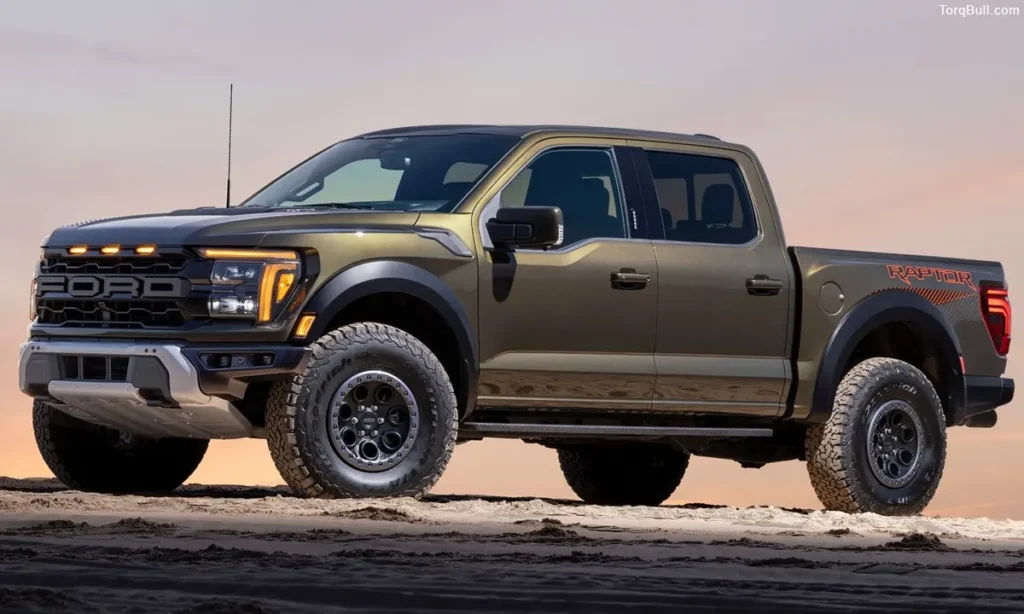 Ford F-150 Raptor side view 340985