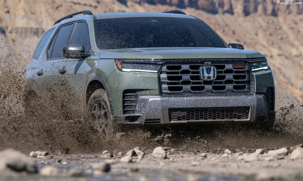 Honda Pilot off-roading 934857