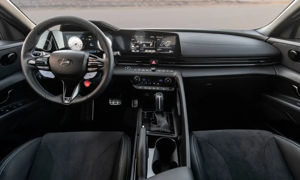Hyundai Elantra premium interior cabin 398457