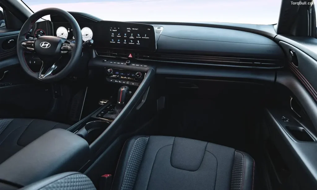 Hyundai Elantra dashboard