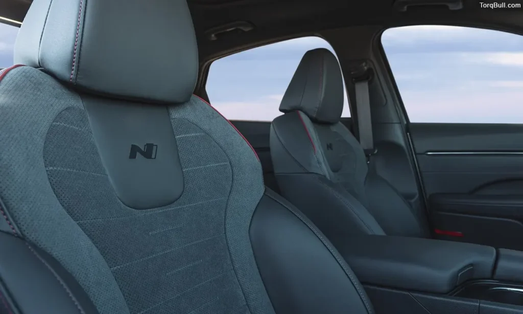 Hyundai Sonata interior seats 340985