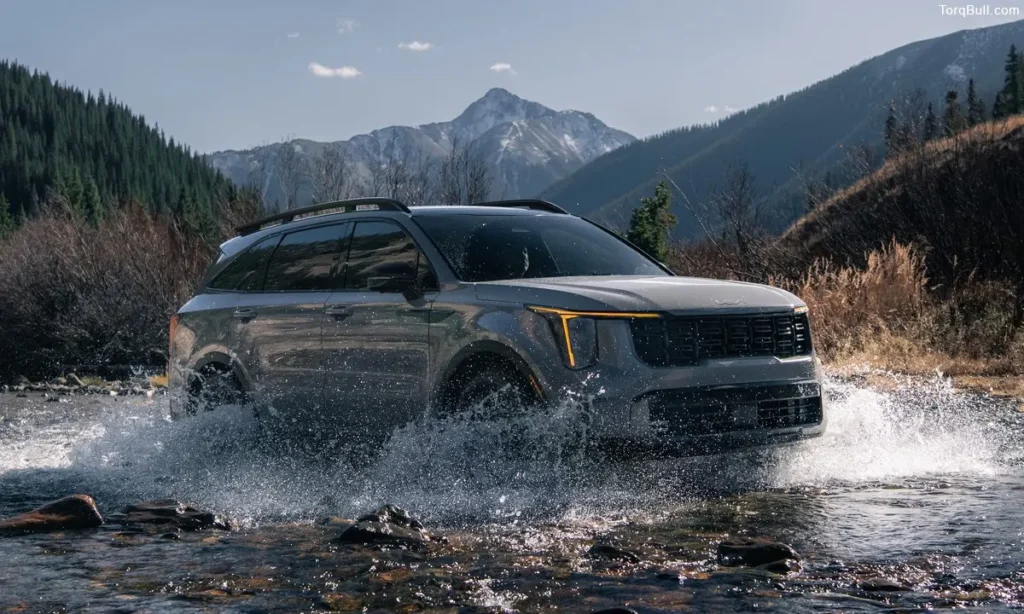 Kia Sorento Plug-In Hybrid driving in rough terrain