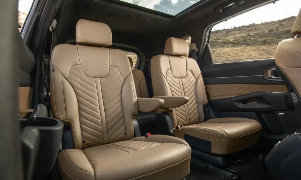 Kia Sorento interior seats 9038456