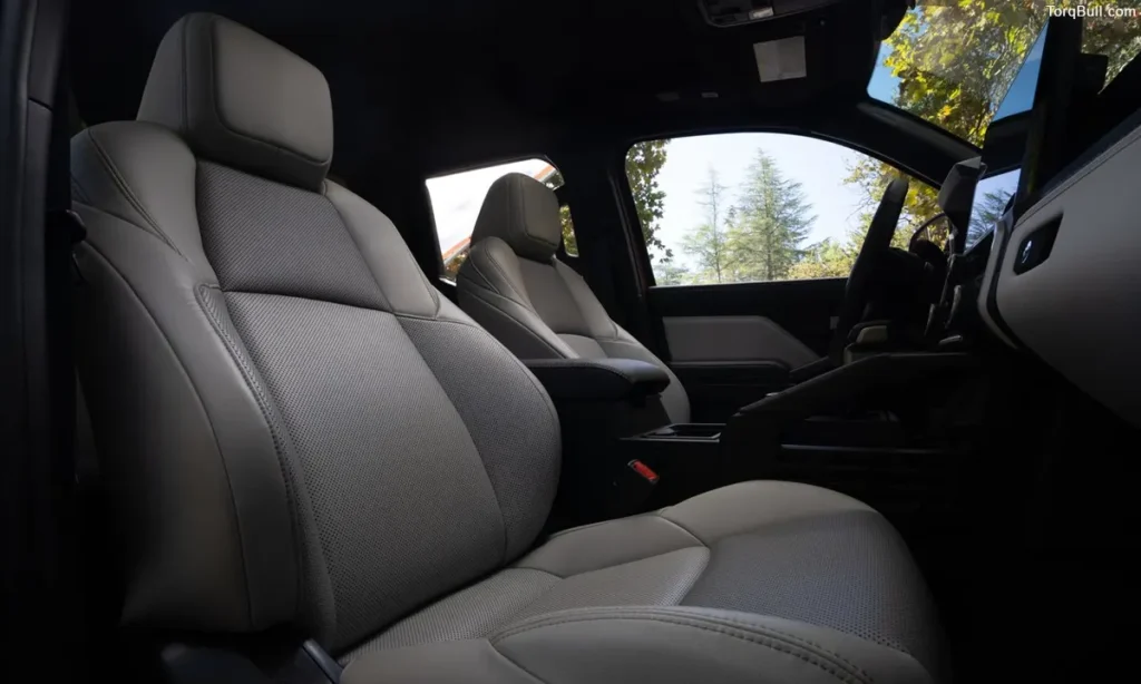 Toyota Tacoma interior seats 938457