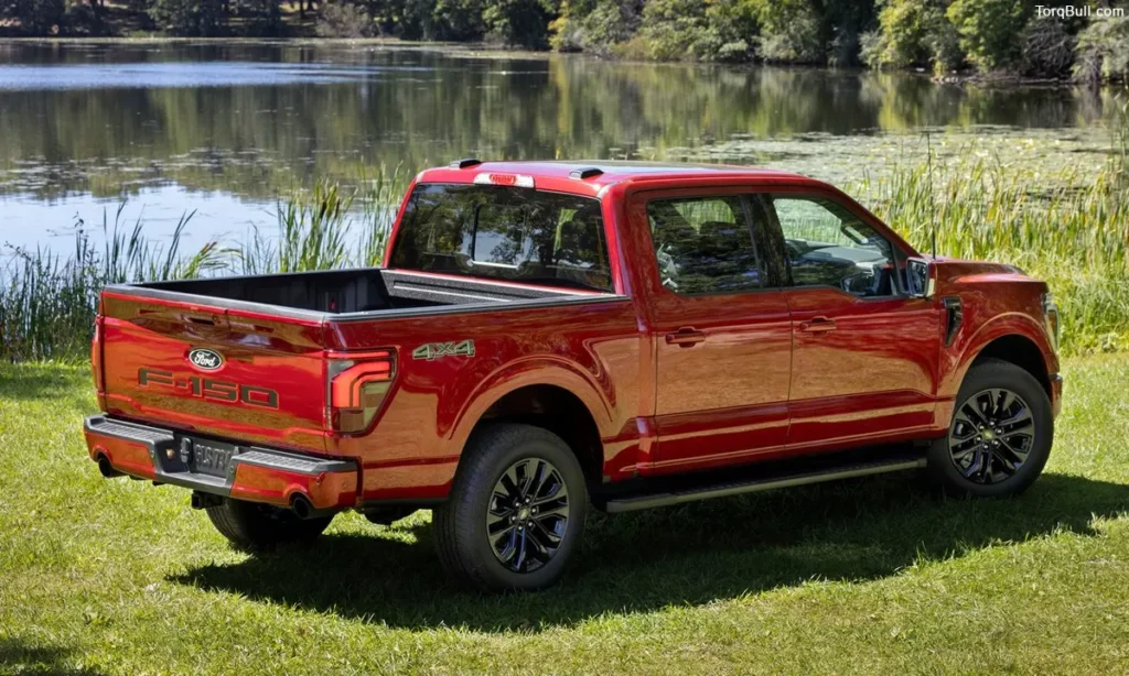 Ford F-150 back view in the lake 289345