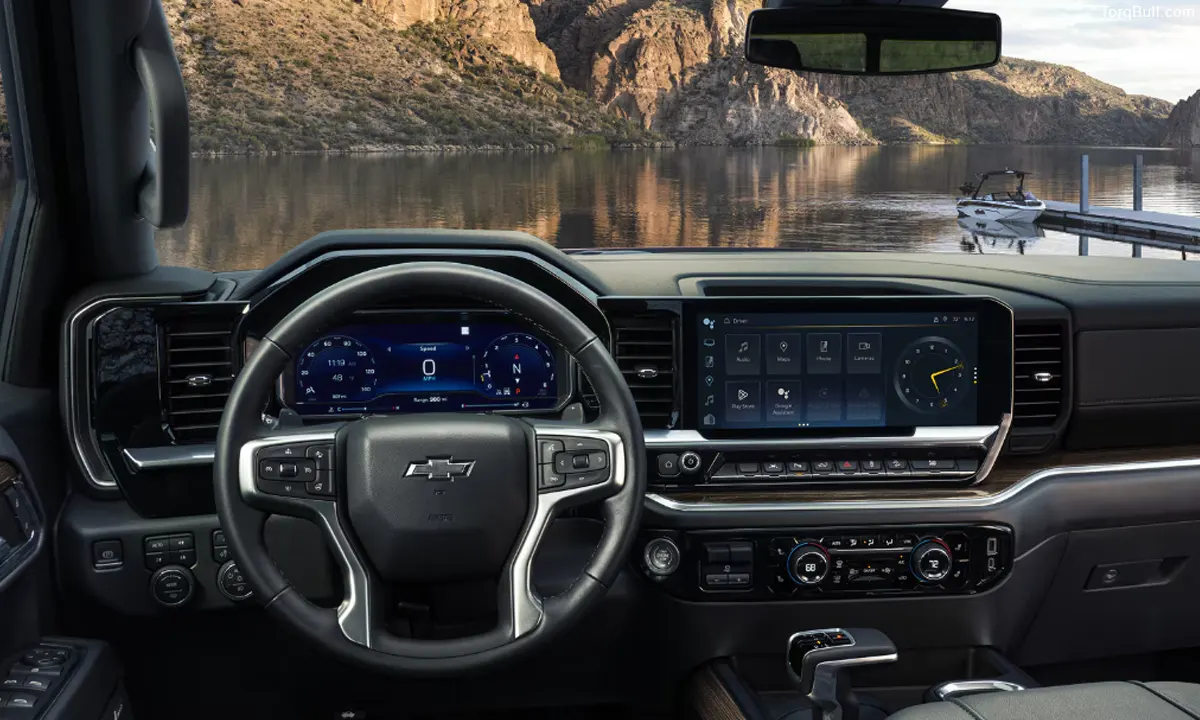 Chevrolet Silverado interior 234589