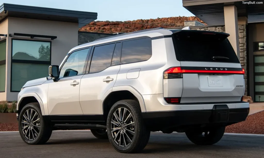 Lexus GX parking in the lawn 238947