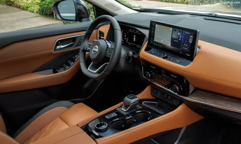 Nissan Rogue interior 340958