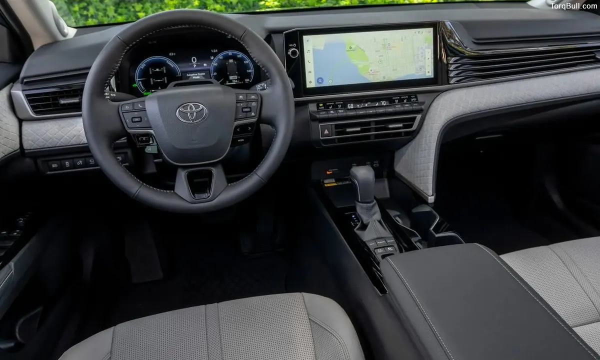 Toyota Camry interior dashboard 3566