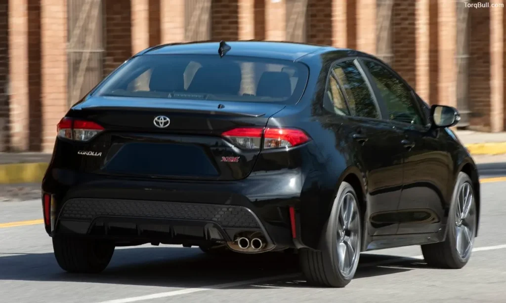 Toyota Corolla back view 340958