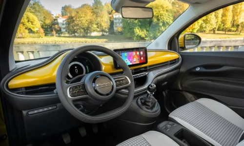 Photo: Fiat 2026 Fiat 500 Hybrid