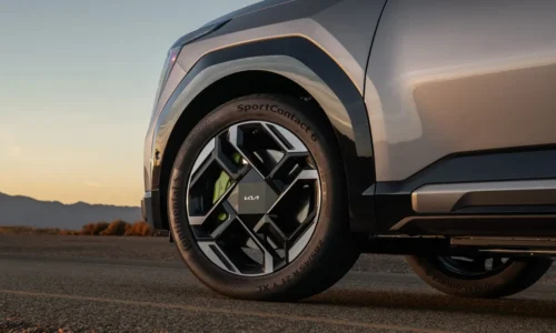 Photo: Kia 2026 Kia EV9 GT-Line AWD