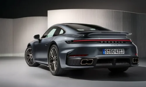 Photo: Porsche 5 Reasons Why the Porsche 911 Is Still Better Than Most Supercars