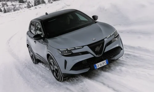 Photo: Alfa Romeo Alfa Romeo Junior Ibrida