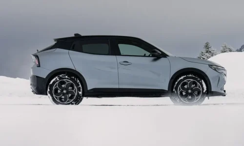 Photo: Alfa Romeo Alfa Romeo Junior Ibrida