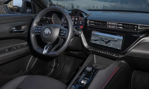 Photo: Alfa Romeo Alfa Romeo Junior Ibrida