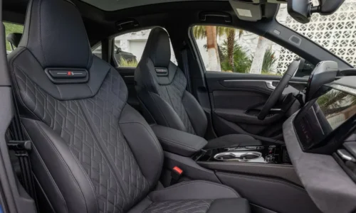 Photo: Audi Audi A6 TFSI Sedan