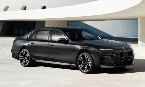 Photo: BMW Who Wins? Same Platform Different Universe. BMW 7 Series vs 2027 Mercedes-Maybach S-Class