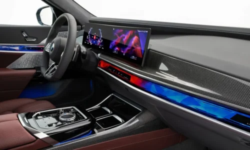 Photo: BMW Who Wins? Same Platform Different Universe. BMW 7 Series vs 2027 Mercedes-Maybach S-Class