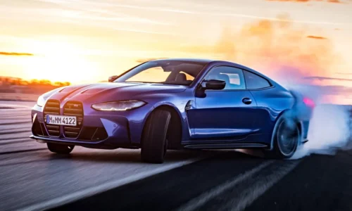 Photo: BMW BMW M4 Competition Coupé Delivers Ultimate Performance and Precision