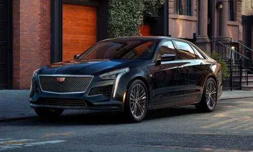 Photo: Cadillac Cadillac CT6 vs 2027 Mercedes-Maybach S-Class