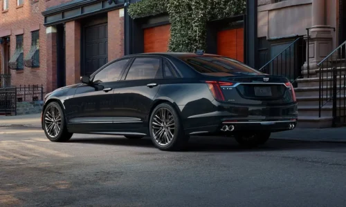 Photo: Cadillac Cadillac CT6 vs 2027 Mercedes-Maybach S-Class