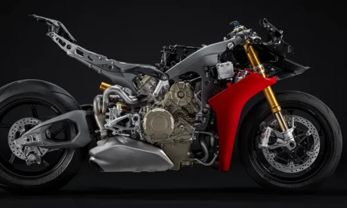 Photo: Ducati Ducati Pingale V4