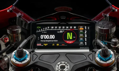 Photo: Ducati Ducati Pingale V4